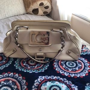 guess shoulder purse